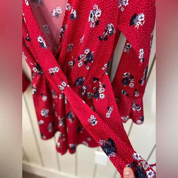 Romper (small) - Picture 2 of 3